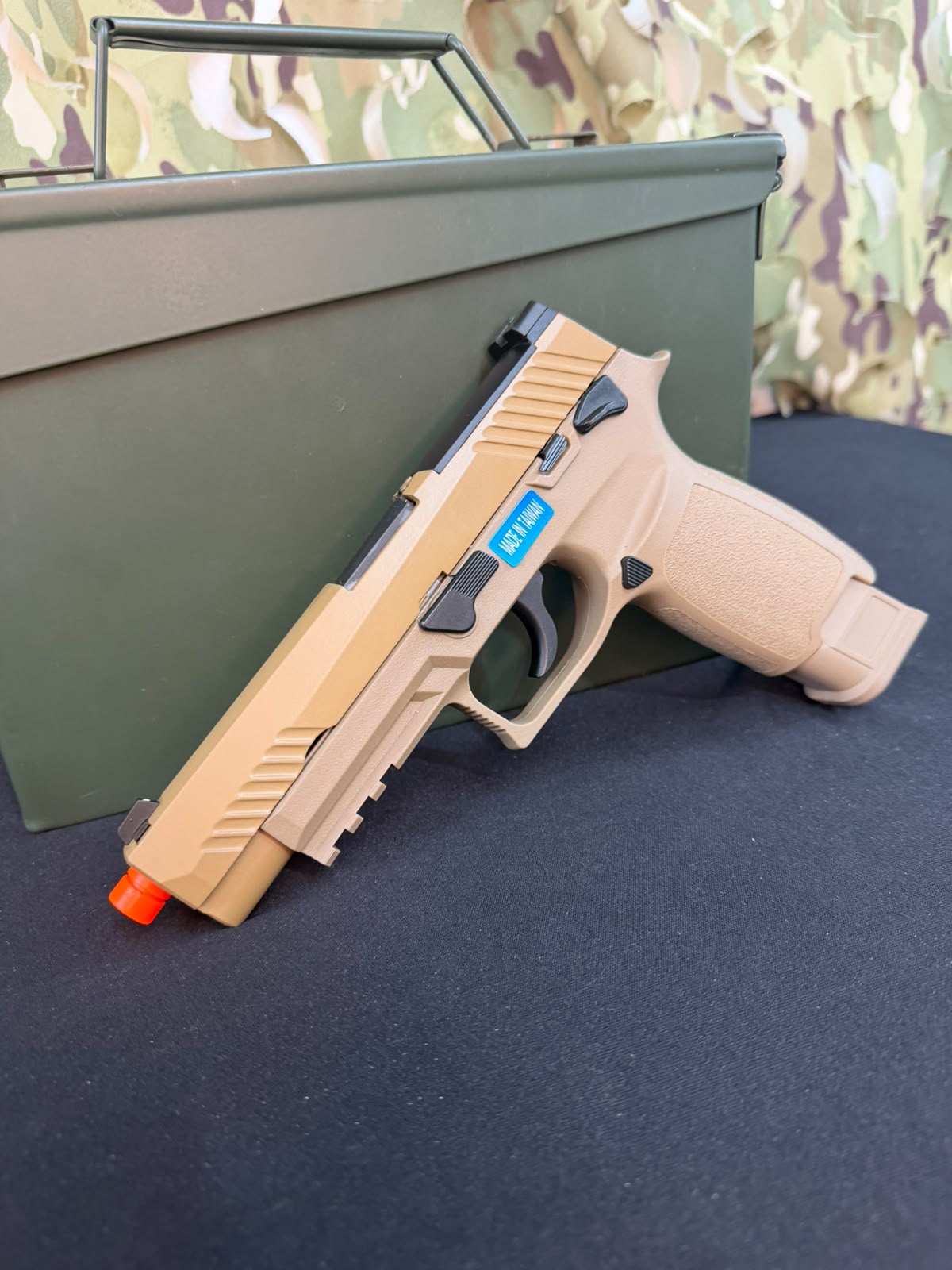 Pistola M17 SIG Sauer WE Tan